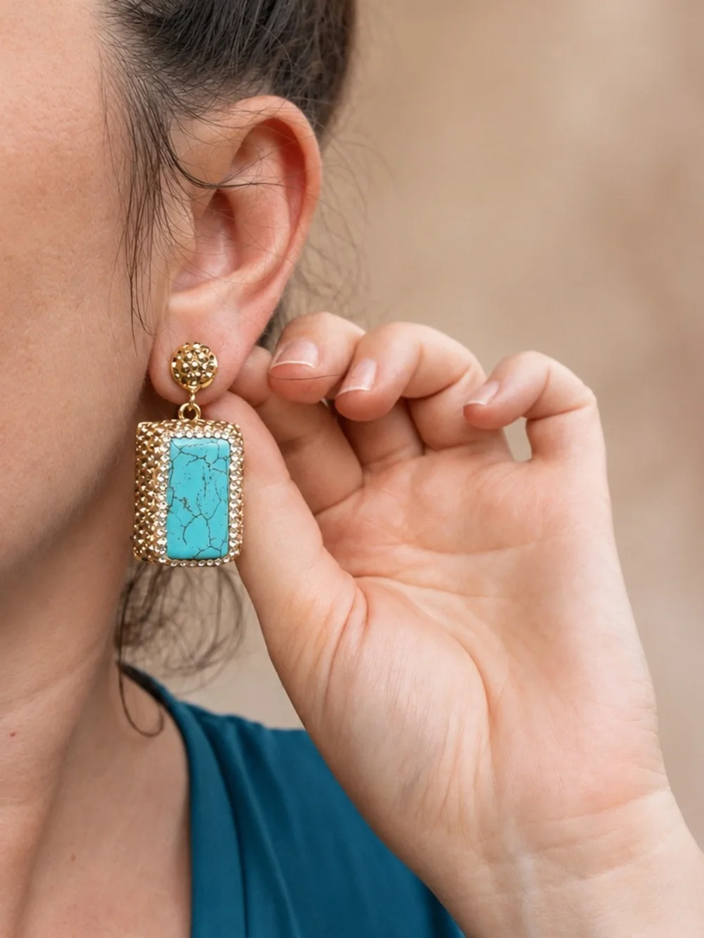 Blue Sparkling Drop Earrings